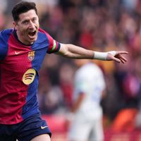 Belum Pensiun, Lewandowski Bertahan di Barcelona Satu Tahun ke Depan