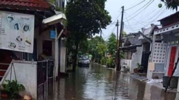 Jatimulya And Housing Villa Mutiara Wanajaya Bekasi Flood Due To Heavy Rain