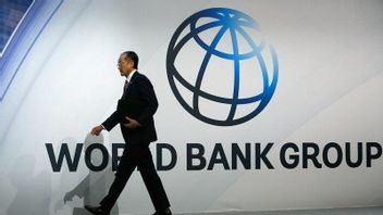 ليس فقط في إندونيسيا، يشعر البنك الدولي بالحاجة إلى التحدث عن إجراءات تخزين السلع.
