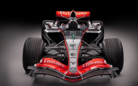 Mobil F1 McLaren-Mercedes MP4-21 Bekas Tunggangan Juan Pablo Montoya Dilelang, Harganya? Fantastis!