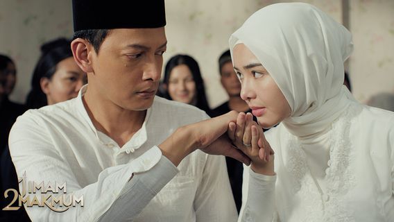 Potret Fedi Nuril dan Amanda Manopo Jadi Suami Istri dalam <i>1 Imam 2 Makmum</i>