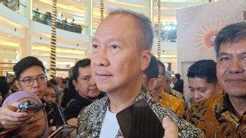 Confessing To The Minister Of Industry Agus Once Proposed To Use Batik During The State Agenda, But Rejected