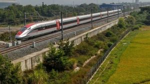 Garap Proyek Kereta Cepat Whoosh, KAI Tak Setor Dividen ke Negara Sejak 2021