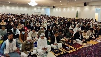 开斋节 1443 Hijri，印度尼西亚驻悉尼总领事邀请朝圣者为世界上的战争和冲突祈祷，以平息