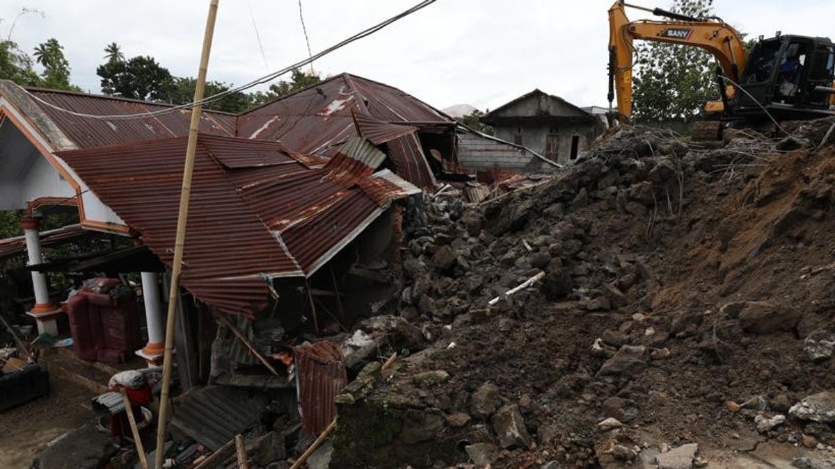 Banjir dan Longsor Manado, 5 Orang Dilaporkan Meninggal dan 1.674 Orang Mengungsi