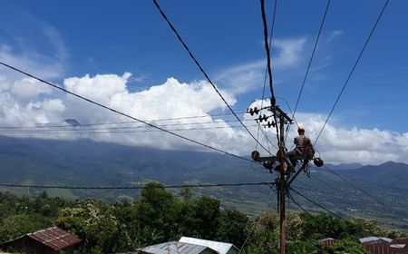 Banjir Bandang di Flores, PLN Pastikan 82 Persen Gardu Listrik Sudah Kembali Nyala