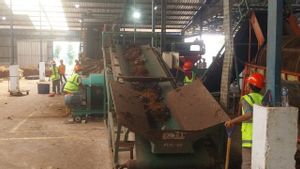 TPSA Bagendung Cilegon Olah Sampah Jadi Bahan Bakar PLTU