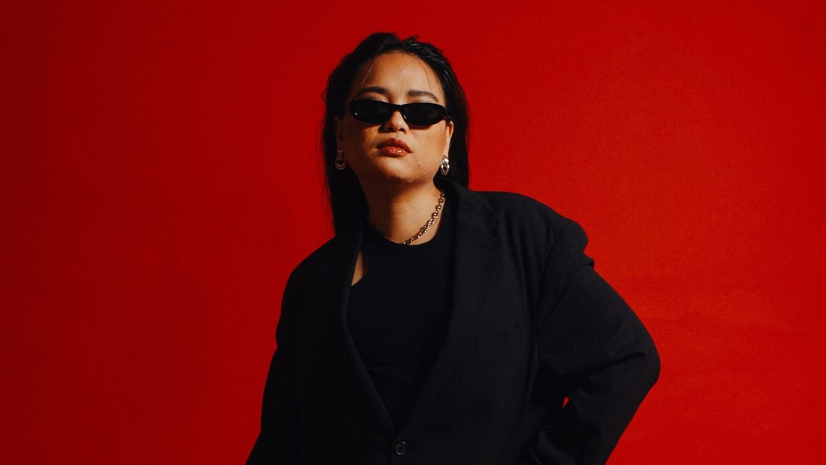 Karina Christy Introduces "Don't Fall In Love With A Rockstar" as the Opening Single of a New Album