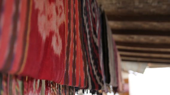 Gringsing Fabric, A Special Double Ikat Weaving From Bali