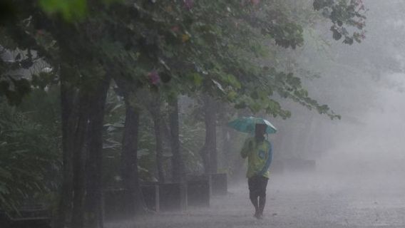 Début février, Jabodebek pluie abondamment à partir de jeudi après-midi