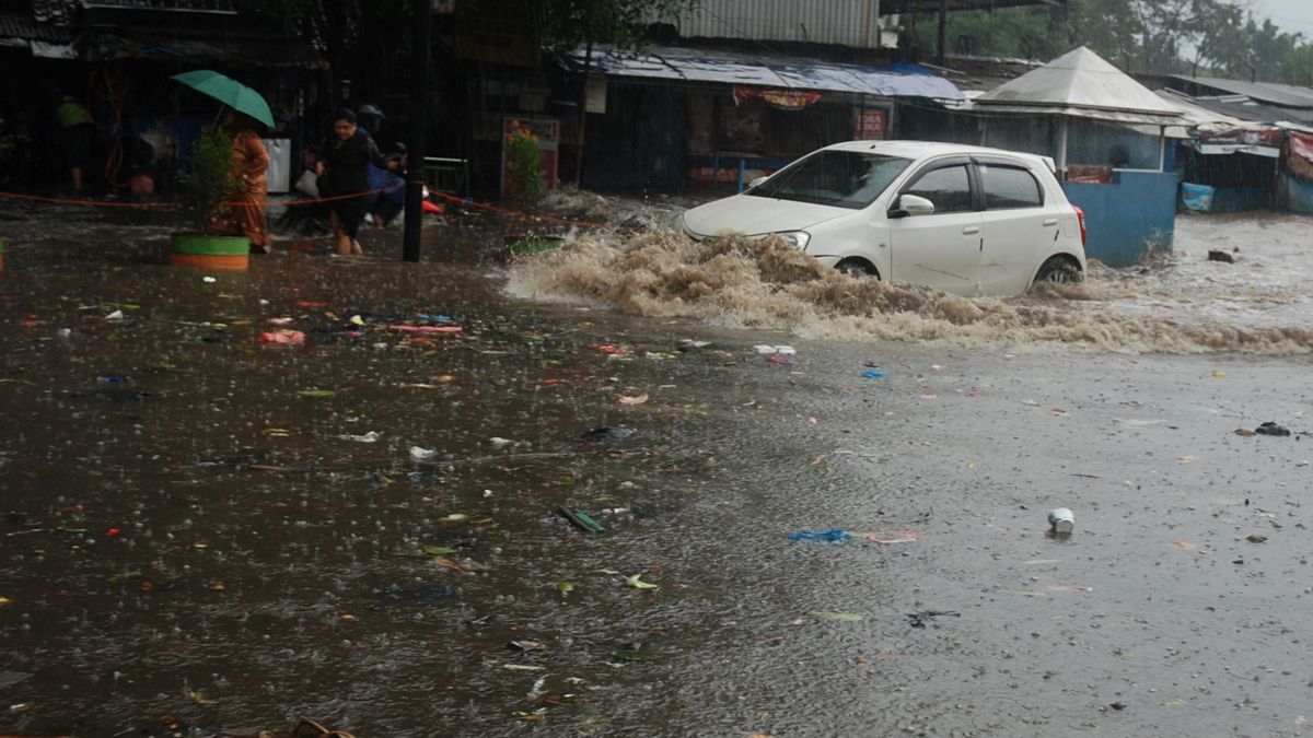 BPBDは、洪水や地すべりに警戒するシギの住民を思い出させます