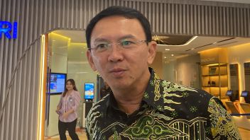 Ahok Asks The Governor Of Jakarta Who Has Just Given A Cellphone Number To Residents, Why?