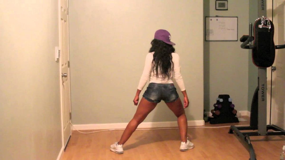 Getting To Know The Twerking Movement And Training Guidelines For Beginners