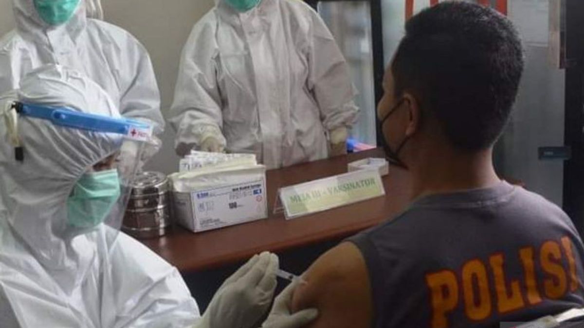 Le Nombre De Vaccins Contre La COVID Est Supérieur à 50 Pour Cent, Le Statut PPKM Des Terres Plates De Sumatra Ouest Tombe Au Niveau 1
