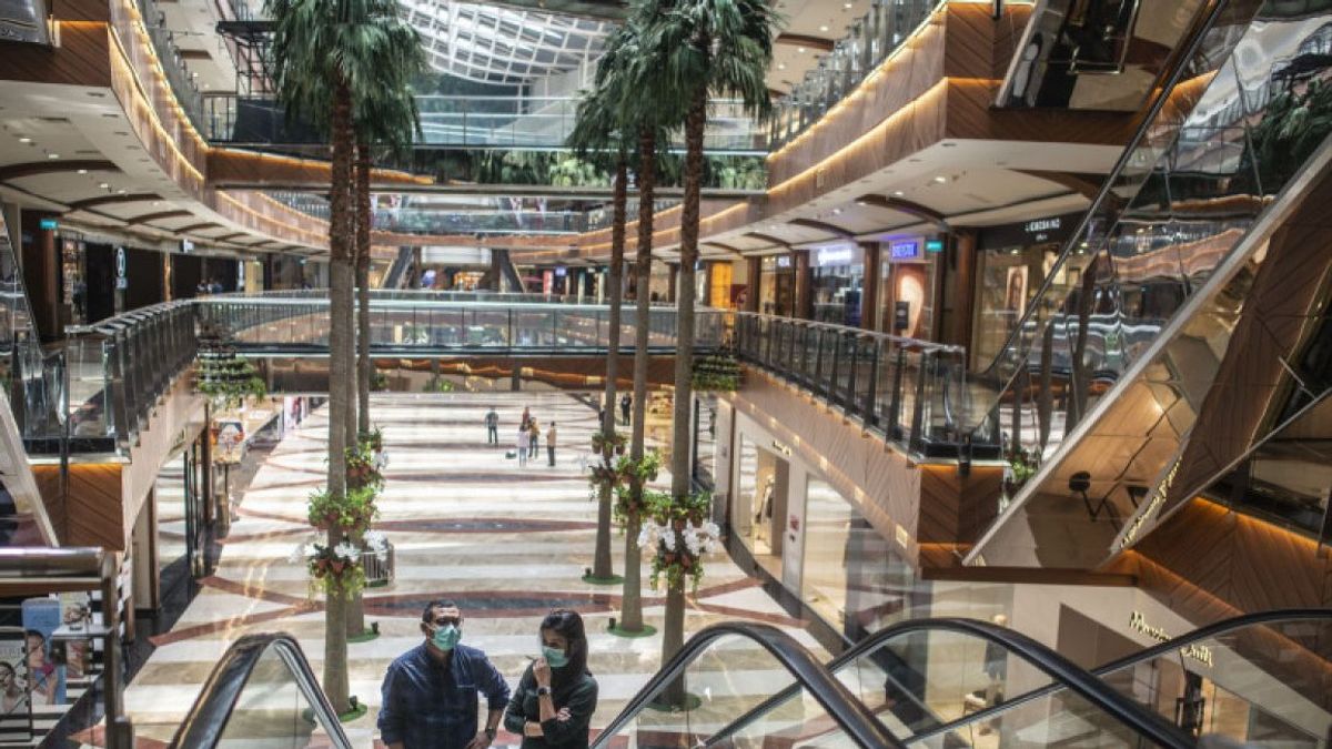 Businesses Predict Low Visitors Today, Urging Shopping Centers to Remain Operating Normally