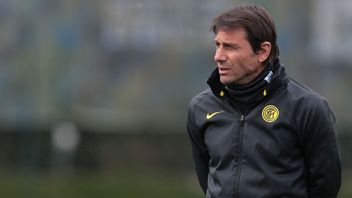 Anggap Arsenal Terlalu Jauh Jadi Calon Juara Liga, Conte Cuma Ingin Latih Man United