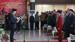 English Language Oath Makes The Deputy Speaker Of The House Of Representatives Walk Out Of The Inauguration Of The UPI Chancellor, Observer: Right As Commitment To Enforce The Rules