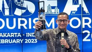 Sandiaga Uno: Immigration Strategic Policy Determinates An Increase In The Number Of Tourists In The Indonesian Tourism Sector