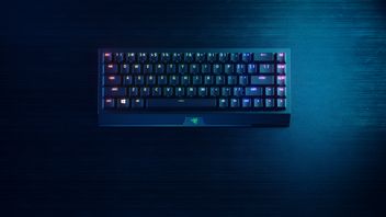 Razer BlackWidow V3,  Keyboard Gaming Multi-Device Paling Ringkas