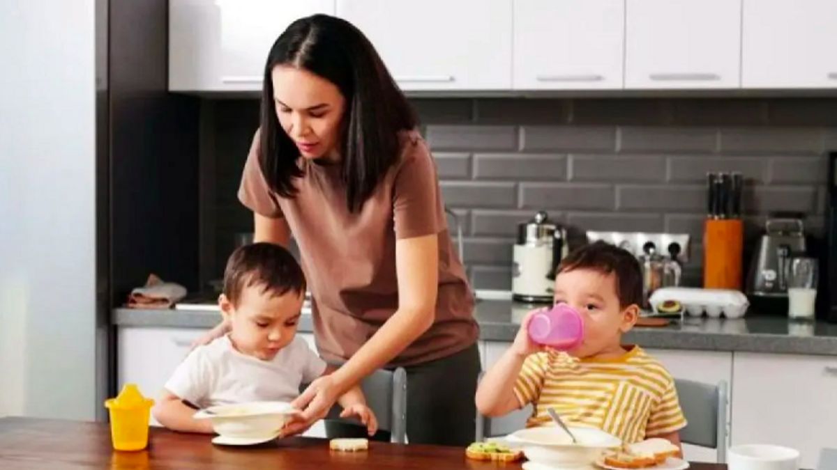 気づかないうちに、親の愛を選ぶ行動は子供の発達に悪影響を及ぼす可能性があります