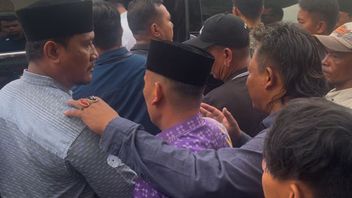 Viral Video Pengawalan Kepala Desa Kohod, Publik Bongkar Kepemilikan Rubicon hingga Dugaan Harta Tak Wajar