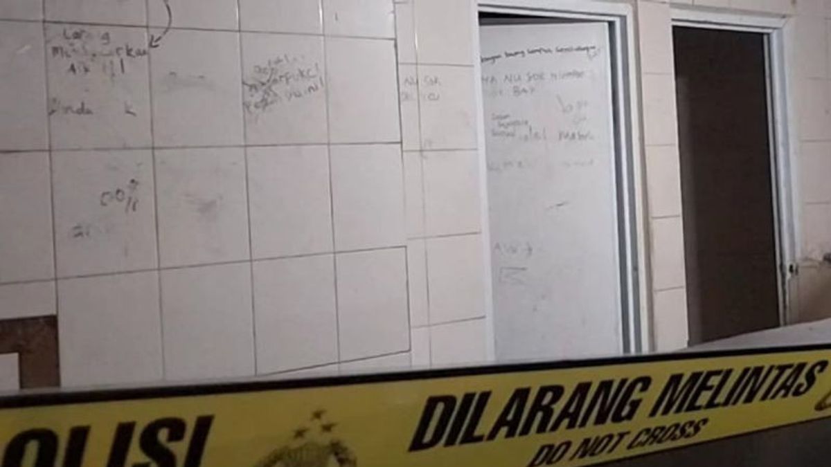 Le corps d'un garçon dans les toilettes de la mosquée fait toujours l'objet d'une enquête par la police de Majalengka