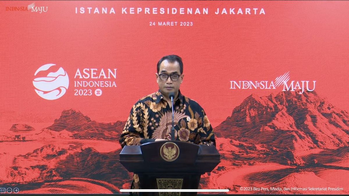 Évitez la route à péage à travers Java, le ministre des Transports exhorte les gens à faire un voyage en arrière plus tôt