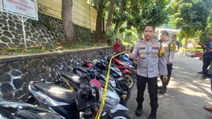 La police arrête un fugitif Curanmor à Sukabumi, 21 motos ont été saisies