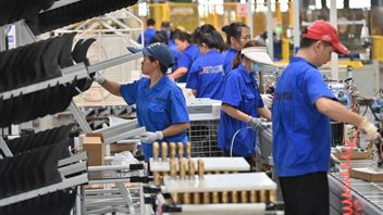 Manufaktur RI Bangkit dari Kontraksi, Airlangga Ungkap Sinyal Positif untuk Ekonomi