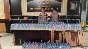 North Maluku Police Failed To Smuggle 400 Bottles Of Miras Cap Tikus At Ahmad Yani Port