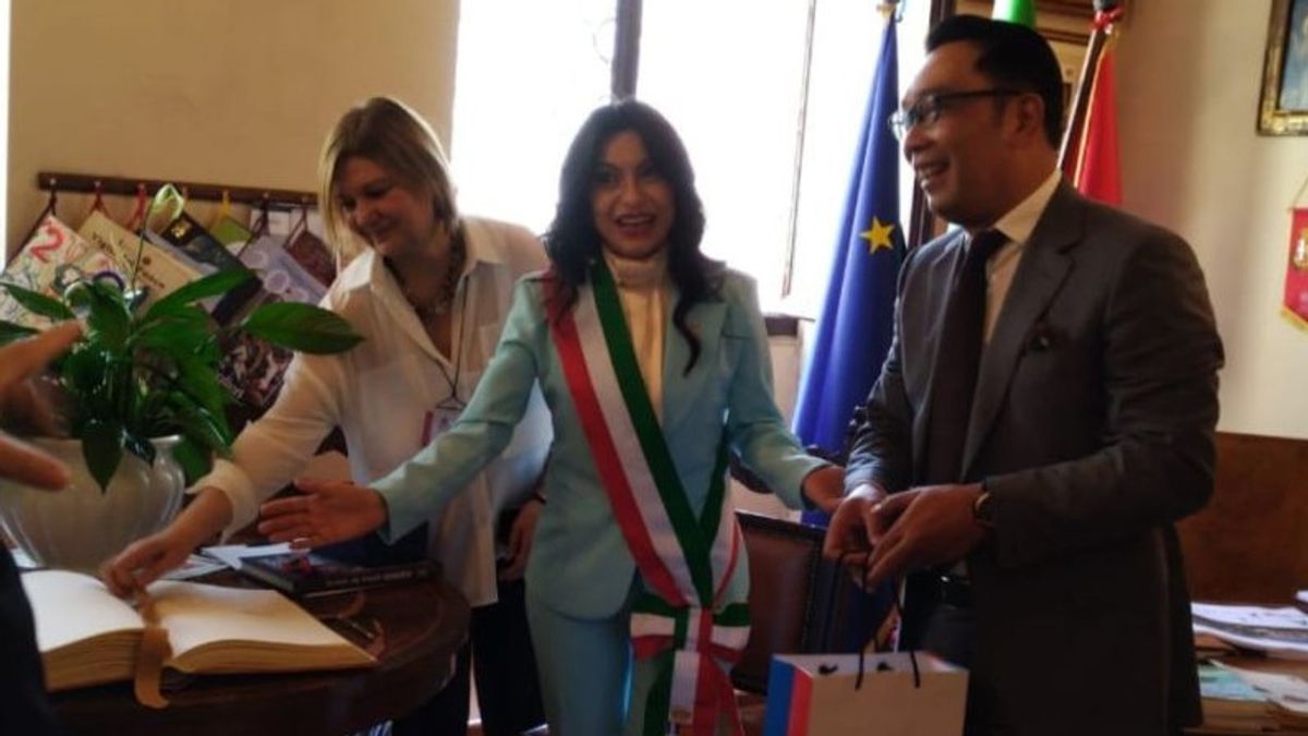    Ridwan Kamil Jadi Pembicara "Roma Roundtable 2022" di Italia