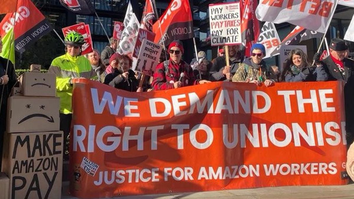 ヨーロッパのアマゾン労働者、ブラックフライデー中の会社の労働方針に抗議してストライキ