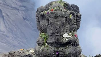 Balai Besar TNBTS Ganti Arca Ganesha yang Hilang di Gunung Bromo