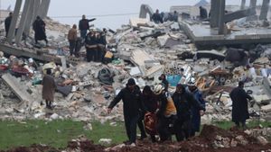 Amerika Serikat Longgarkan Pembatasan Suriah untuk Mendukung Aliran Bantuan Gempa Bumi Turki