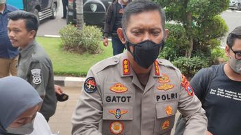 القبض على الشرطة، سيساجين كيكر على جبل سيميرو يعتذر لشعب إندونيسيا