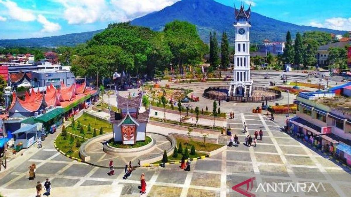 Earns IDR 2 Billion From The Tourism Sector During Eid, Bukittinggi City Government: Alhamdulillah, Crowded With Visitors