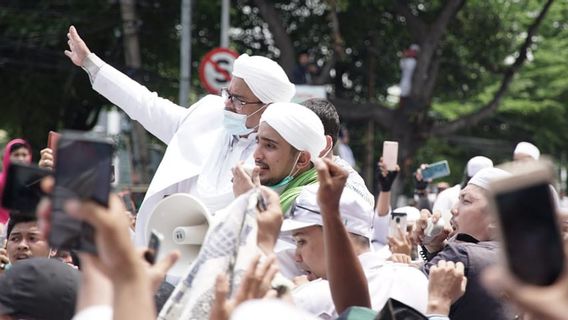 Rizieq Buat Kerumunan Massa di Tengah Pandemi, Anggota DPR: Kalau Sayang Umat Hentikan