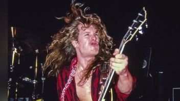 John Sykes est décédé à l'âge de 65 ans.