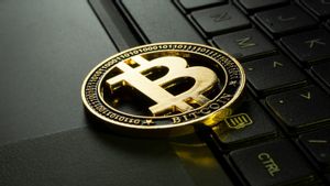 Harga Bitcoin Anjlok Imbas Ancaman Tarif Baru AS ke China: Kesempatan atau Ancaman?