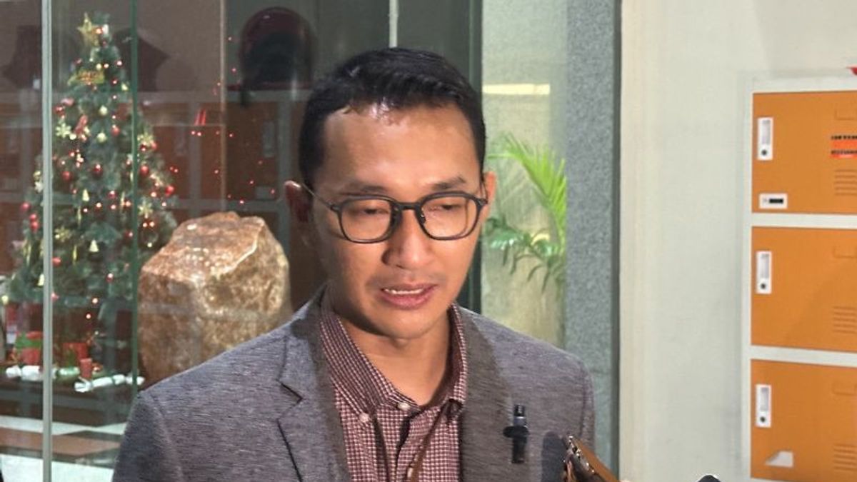 KPK调查东苏门答腊Tolitoli Regency汽车由非活动HSU Kajari控制