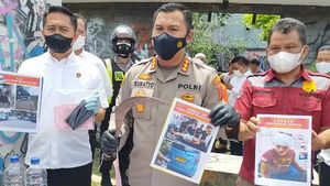 Polisi Tangkap Pelaku Begal Sopir Taksi yang Tewas Dibacok saat Mangkal di Jalan Gunung Gede