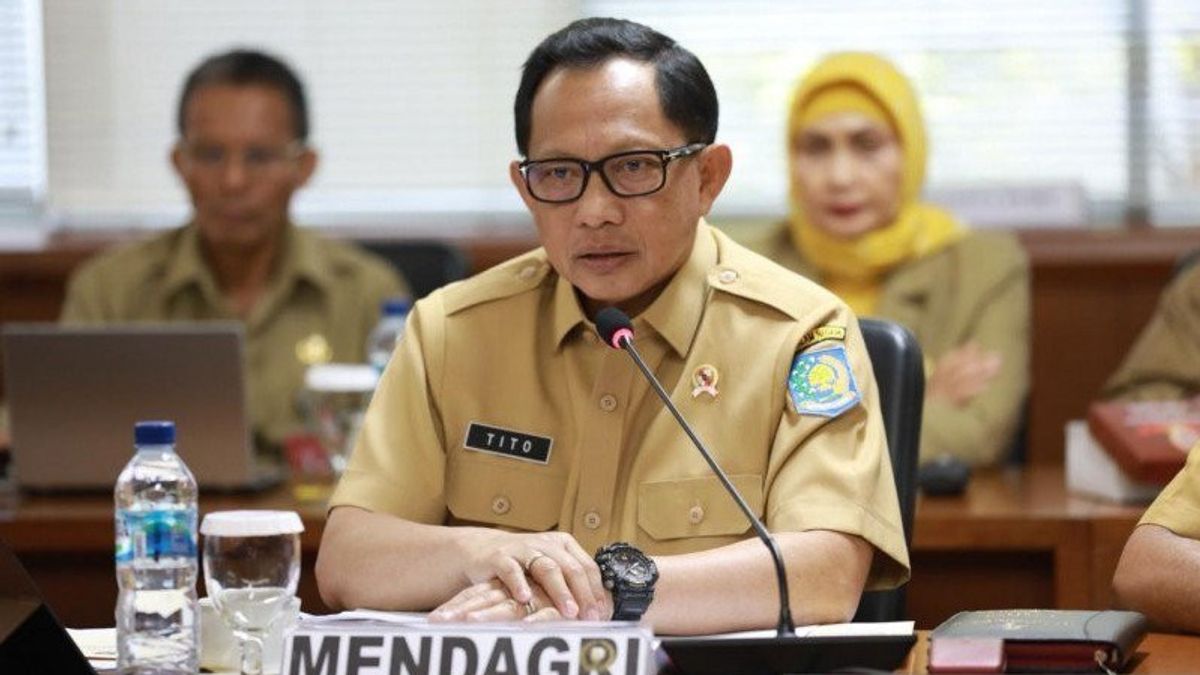 Mendagri Diminta Nonaktifkan Lukas Enembe dari Jabatan Gubernur Papua