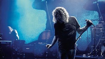 Vokalis Rock Ini Nekat Bilang Robert Plant dan Ronnie James Dio Bukan <i>Frontman</i> Keren