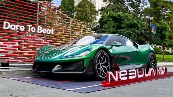 Vacuum Cleaner Manufacturer Develops AI-Based Car with High Performance