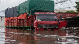 Satu Warga Meninggal Saat Banjir di Perumahan Dinar Indah Semarang, Diduga Terkunci di Rumah