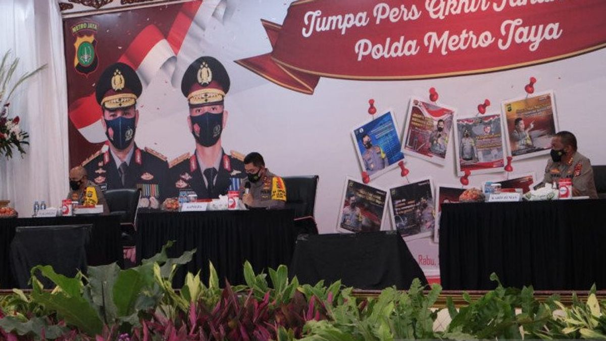 Polda Metro Jaya Pecat 45 Polisi Bandel, 416 Anggota Dapat Penghargaan