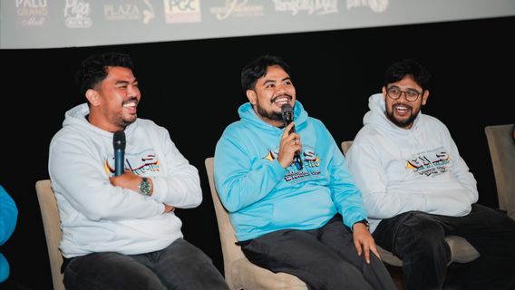 Rispo, Rigen dan Hifdzi Tak Bisa Tidur Impian Terwujud di Film <i>GJLS: Ibuku Ibu-Ibu</i>