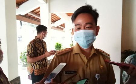 Terlalu Dini Gibran Rakabuming Maju Pilpres 2024, Lebih Cocok Head to Head dengan Anies di Pilkada DKI