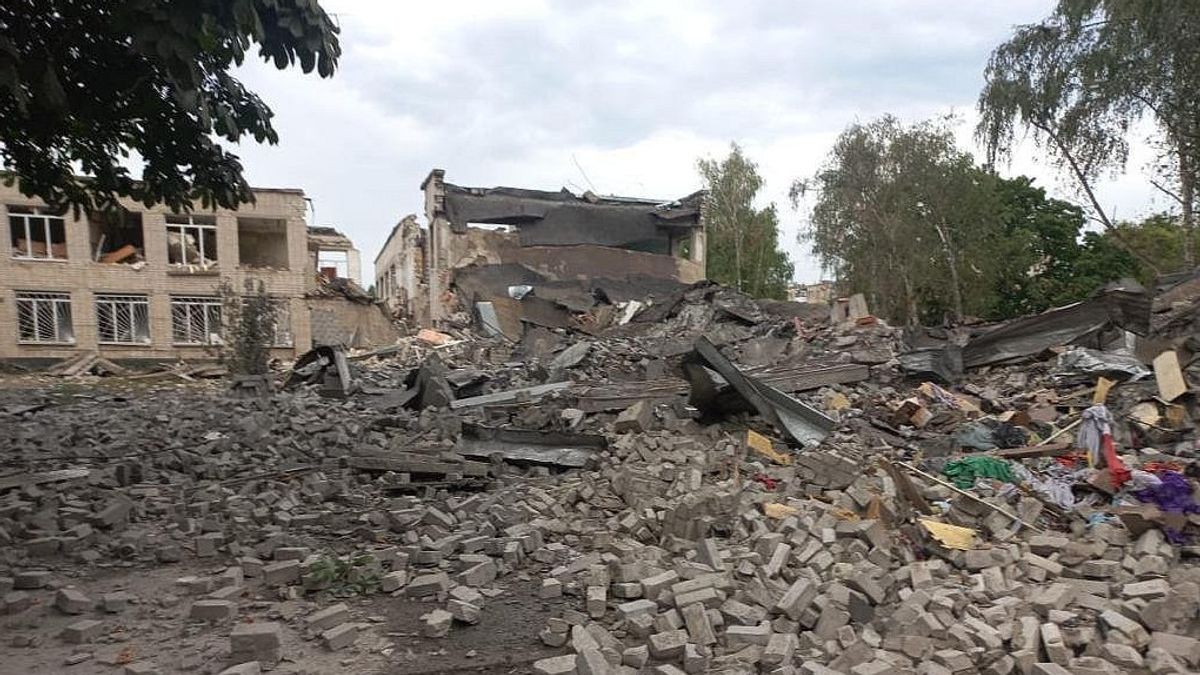 31 Orang Tewas Akibat Serangan Rusia di Ukraina Timur, Presiden Zelensky Akui Keunggulan Artileri Barat