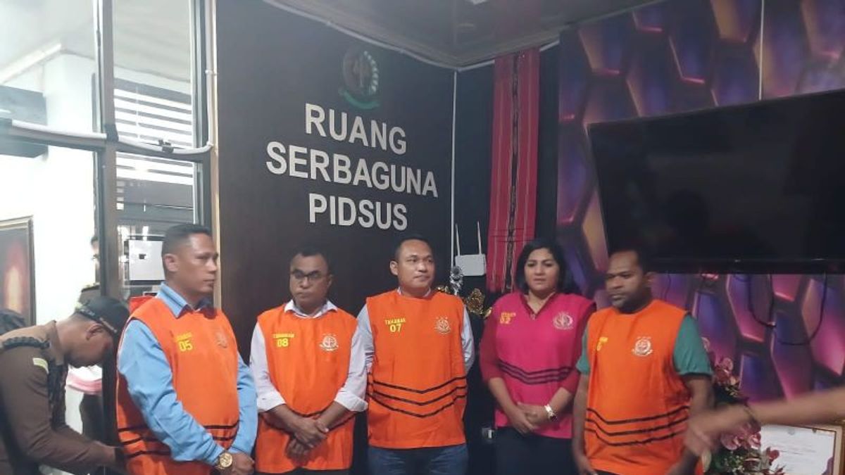 KPU Aru Maluku的5名成员成为腐败嫌疑人,中央方向等待变更